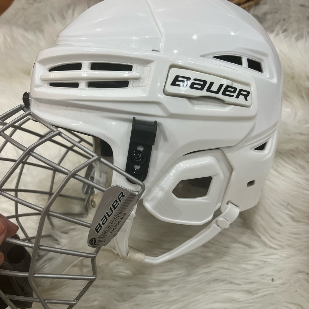Bauer ice hockey helmet FM2100 M/M